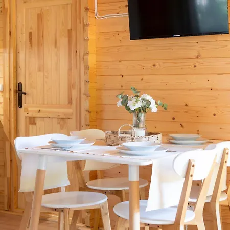 Turystyczna 22 Wyspa Sobieszewska 山林小屋 格但斯克